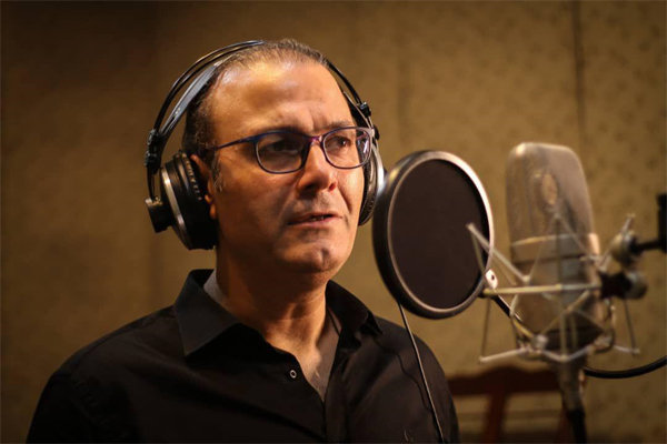 علیرضا قربانی قطعه &laquo;لیلا&raquo; را برای &laquo;پدر&raquo; خواند