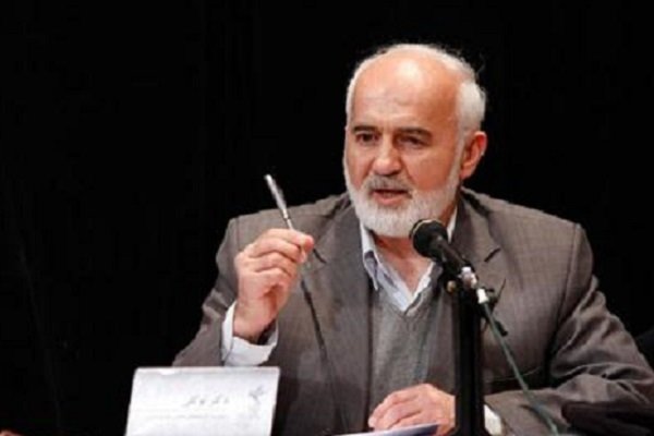 نباید گذاشت با سلام و صلوات دوره‌ "سیف" تمام شود و بعد سفیر ایران در چین بشود!