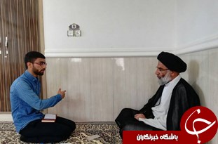 امام جمعه تاکسیسوار که در کوچه پسکوچههای شهر مشکلات مردم را رصد میکند امام جمعه تاکسیسوار که در کوچه پسکوچههای شهر مشکلات مردم را رصد میکند