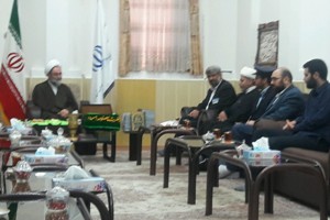 دیدار جمعی از خادمان کریمه اهل بیت (س) با نماینده ولی فقیه در گیلان