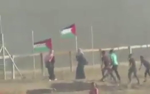 لحظه شهادت نوجوان فلسطینی با تک تیر انداز صهیونیستی +فیلم