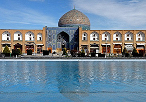 بازسازی گنبد مسجد شیخ لطف‌الله با نظارت کارشناسان میراث‌فرهنگی