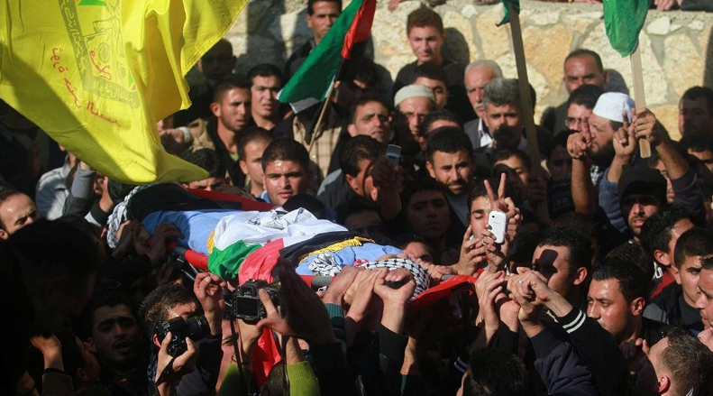 تشییع پیکر نوجوان شهید فلسطینی در نوار غزه