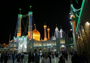 تعویض پرچم حرم حضرت معصومه (س)