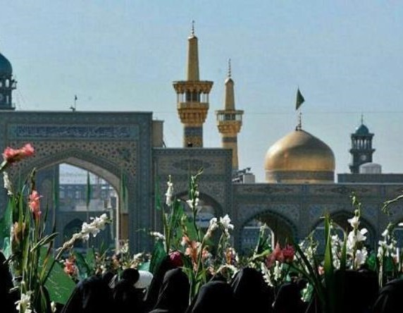 حرم مطهر رضوی گلباران شد