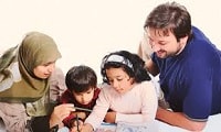 گوش دادن صمیمانه به حرف&zwnj;های فرزندان یک راه برای ابراز محبت به آنهاست