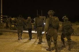 ۱۸ فلسطینی در یورش صهیونیست&zwnj;ها به کرانه باختری بازداشت شدند