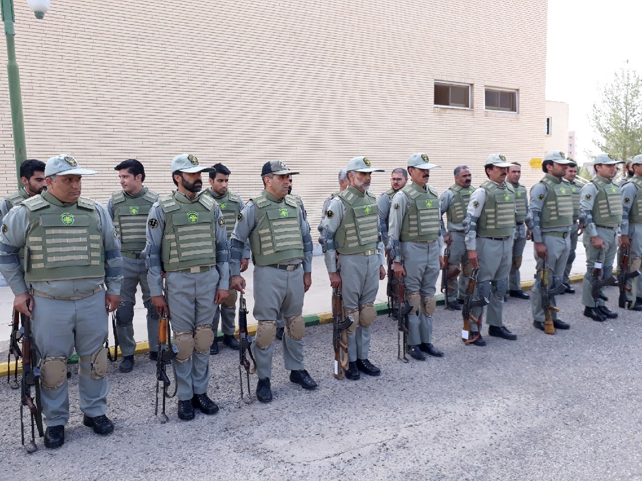 استفاده از محیط بانان در مراسم استقبال از مقامات لشکری و کشوری ممنوع شد
