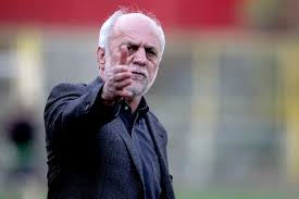 خوردبین: بیرانوند نباید پرسپولیس را تنها بگذارد