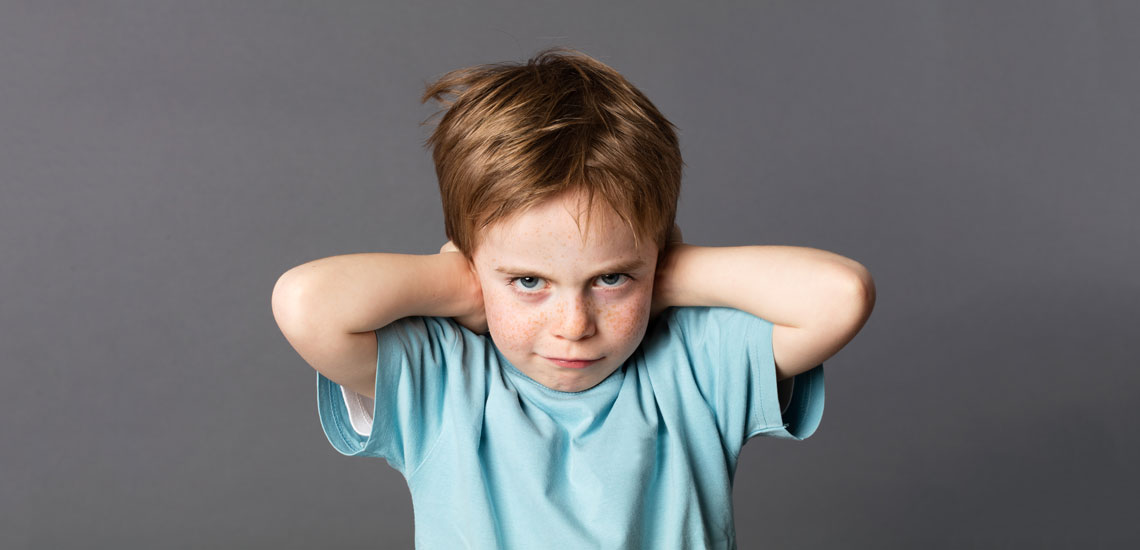 با کودک لجباز خود چگونه رفتار کنیم؟