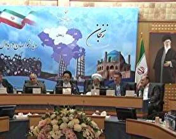 امروز جنگ دشمنان با نظام اسلامی در حوزه اقتصادی است