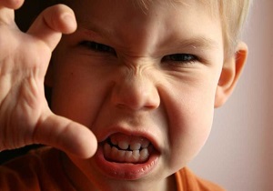 ////چگونه افسردگی کودکان را درمان کنیم؟