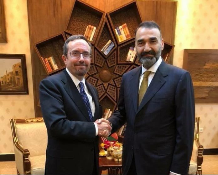 دیدار جنرال نیکلسون با مشاور امنیت ملی افغانستان