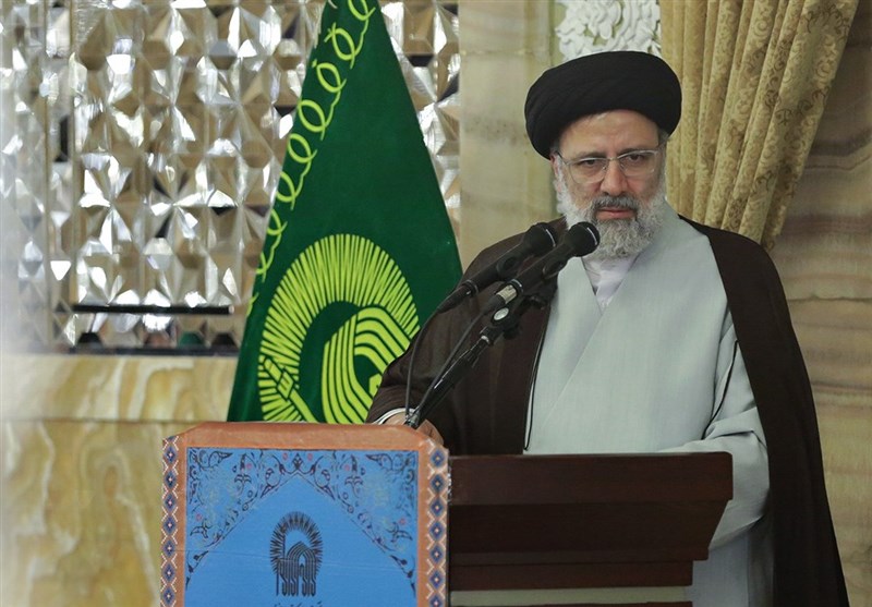 مشکلات اقتصادی امروز حاصل زاویه پیدا‌کردن نظرات مسئولان با گفتمان امام و رهبری است