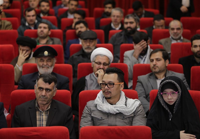 ماجرای معجزه امام رضا(ع) برای یک زوج بودایی + عکس