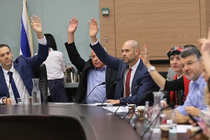 تصویب قانون نژادپرستانه در کنست رژیم صهیونیستی/ فلسطینیان سرزمینی ندارند!
