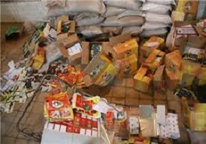 کشف بیش از ۷ تن مواد غذایی قاچاق، غیربهداشتی در زاهدان