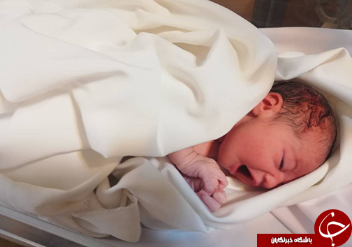 نجات جان مادر از خطر و تولد یک نوزاد در داخل آمبولانس