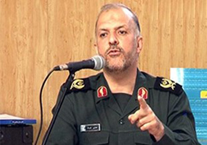 نباید با دشمن به‌ صورت عادی برخورد کرد