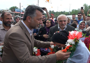 استقبال عباس آبادی‌ها از بانوی قهرمان ووشو