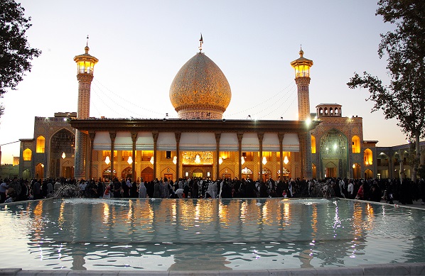 حضرت احمد بن موسی (ع) به چه دلیل به شاهچراغ نامیده می&zwnj;شوند