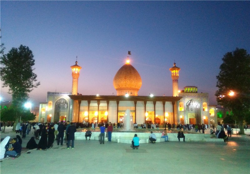 دلایل هجرت احمد بن موسی به ایران/ محل دفن شاهچراغ کجاست؟