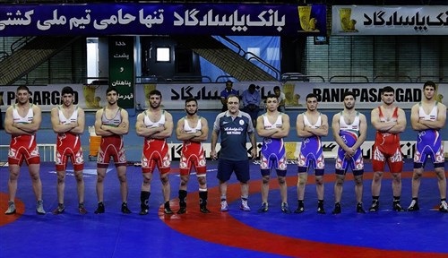 آزادکاران جوان در 5 وزن نخست مسابقات آسیایی حریفان خود را شناختند
