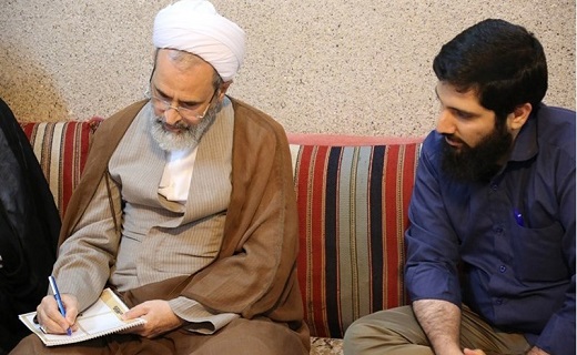 مسجد محوری نیاز جامعه امروز است