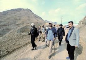 کوه پیمایی پرسنل انتظامی روانسر در ارتفاعات شاهو