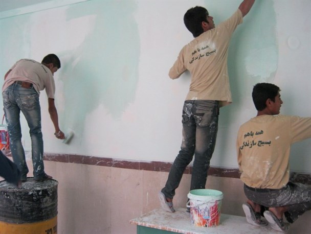 مرمت و آماده سازی مدارس به دست دانش آموزان ایلامی