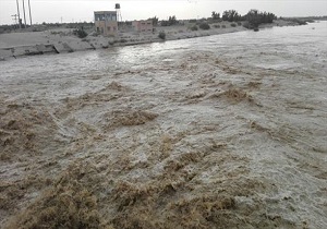 بارش رحمت الهی در دل رودخانه خشکیده سرباز