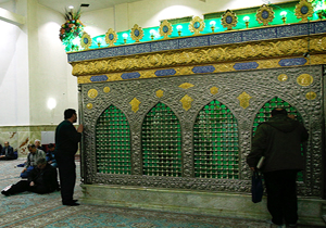 امامزاده روح الله از نوادگان کدام امام است؟