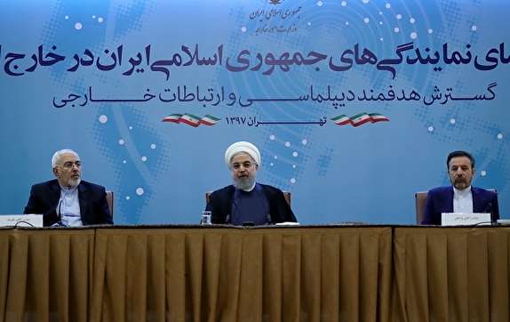 امروز سخن گفتن با آمریکا معنایی جز تسلیم ندارد/آقای ترامپ با دم شیر بازی نکن؛ پشیمان کننده است