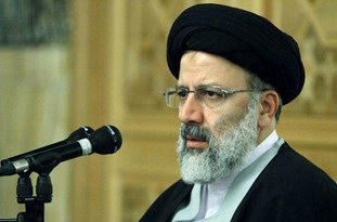 آستان قدس  رضوی توانایی بالایی برای جذب فرهیختگان دارد