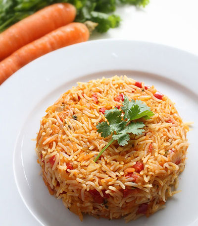 طرز تهیه غذاهای تابستانی با گوجه فرنگی؛ از پیتزا مارگاریتا تا سس سالسا طرز تهیه غذاهای تابستانی با گوجه فرنگی؛ از پیتزا مارگاریتا تا سس سالسا