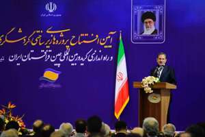 آمریکا با مثلت شوم خود نمی تواند ایران را تحت فشار قرار دهد/ تمام تلاش ما این است که به مردم سخت نگذرد