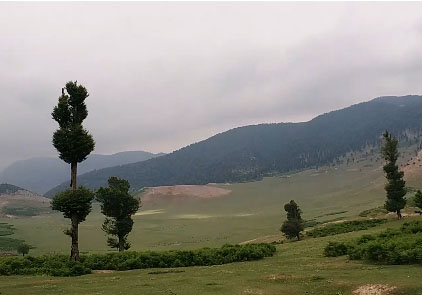 طبیعت دیدنی و بی&zwnj;نظیر روستای پلکانی قلعه قاف + فیلم