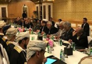 وزیر صنعت، معدن و تجارت  به عمان سفر کرد
