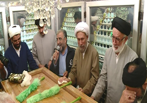 غبارروبی حرم مطهر سید علاء الدین حسین (ع) /توسعه حرم سید علاءالدین حسین در صورت تامین اعتبارات لازم