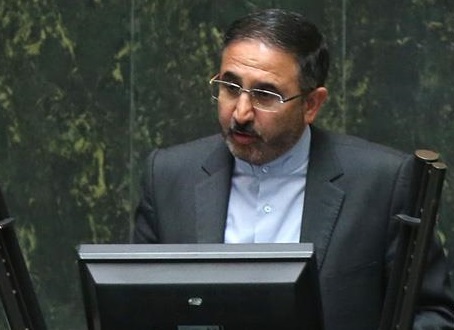 وزرای دولت خسته و بی&zwnj;انگیزه هستند/ آقای رئیس جمهور چه اصراری به حفظ وزرای ناکارآمد دارید؟