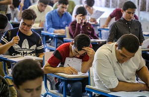 آغاز  بزرگترین آزمون علمی۲۰ هزارداوطلب استان مرکزی/ داوطلبان زن ۱.۵ برابر داو طلبان مرد