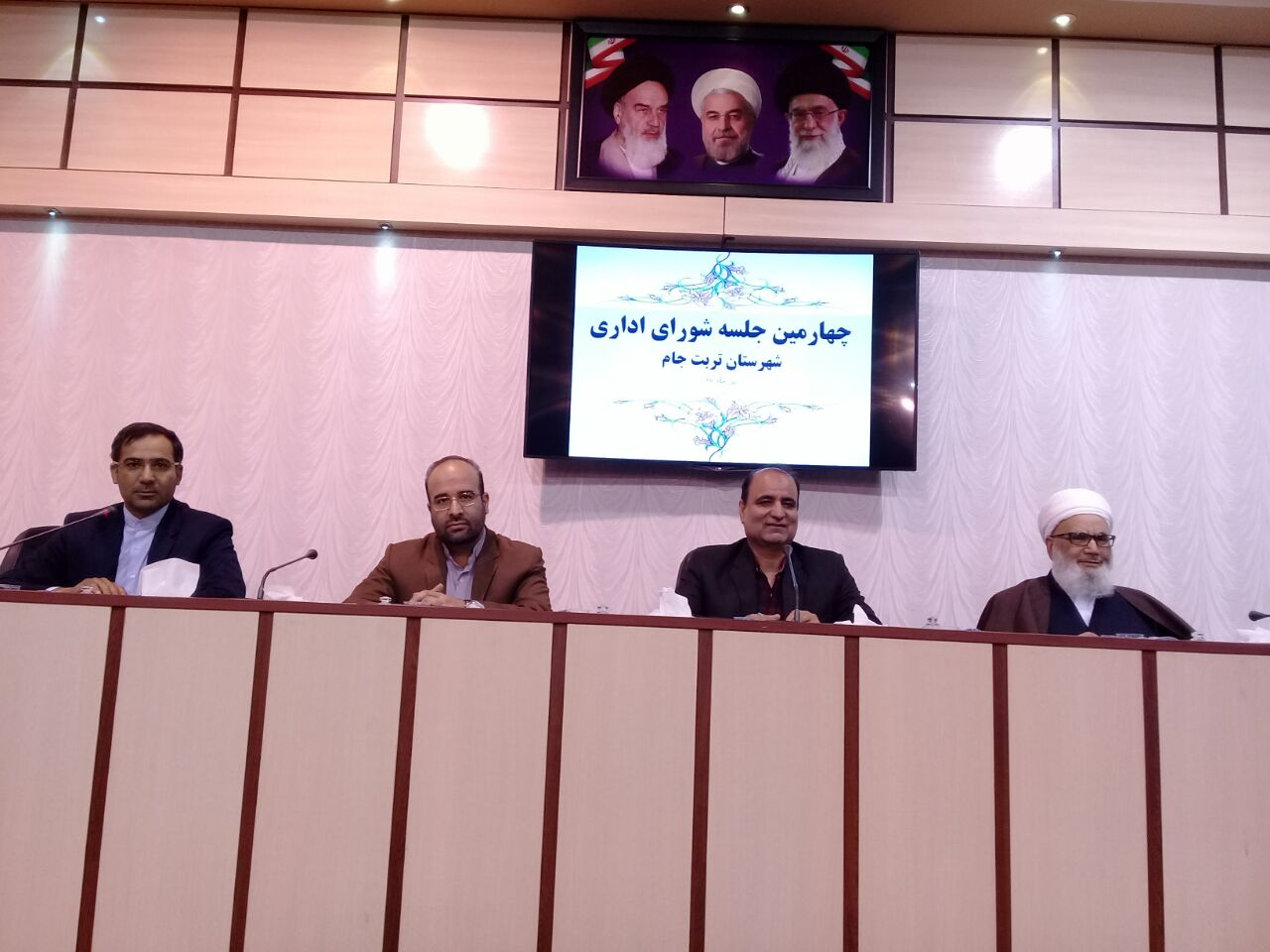 استکبار جهانی به دنبال فروپاشی نظام اسلامی است