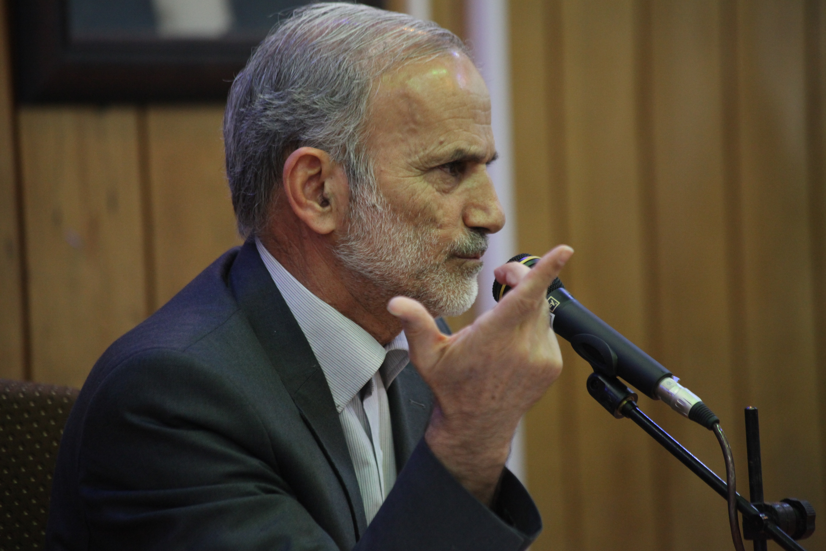 جنگ اقتصادی، هوشمندی سیاسی و اقدام و عمل انقلابی