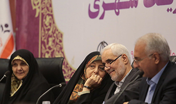 انتصاب زنان به معنای در نظر گرفتن سهمیه نیست