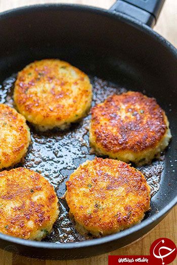 طرز تهیه پنکیک سیب زمینی پنیری