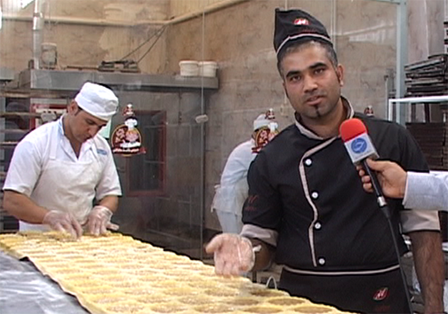 کارآفرین لرستانی با اشتغالزایی بیش از ۱۰۰ نفر در لرستان / تولید شیرینی و ارسال به تمام نقاط کشور + تصاویر