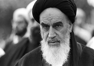 ماجرای دیدار امام خمینی(ره) با یکی از سرکردگان منافقین در نجف + فیلم