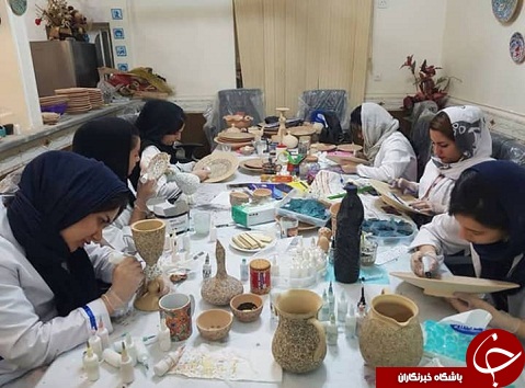 تلاقی نقش و نگار در دستان بانوی کارآفرین ماهشهری تلاقی نقش و نگار در دستان بانوی کارآفرین ماهشهری