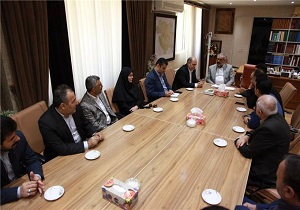 تاکید استاندار کردستان بر ورود هلدینگ‌های سرمایه‌گذاری