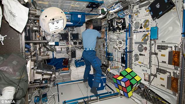 راکت Falcon 9 سرانجام به مقصد ایستگاه بین المللی فضایی پرتاب شد +تصویر راکت Falcon 9 سرانجام به مقصد ایستگاه بین المللی فضایی پرتاب شد +تصویر